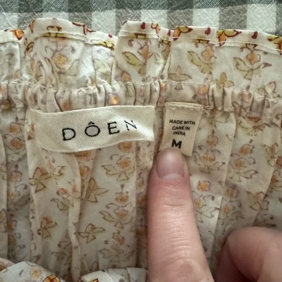 Doen Rhoda Dress in Marigold Meadows - Picture 4 of 6